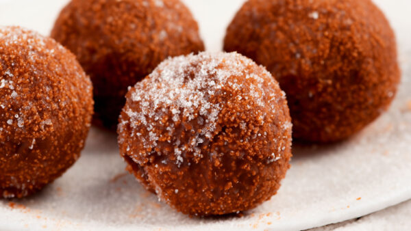 Pumpkin cinnamon sugar donuts